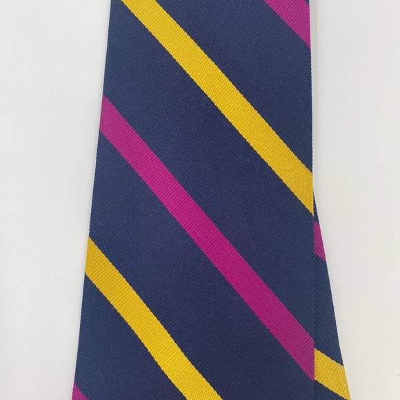 Brooks Brothers Silk Tie with Bold Stripes - Picture 5 of 5
